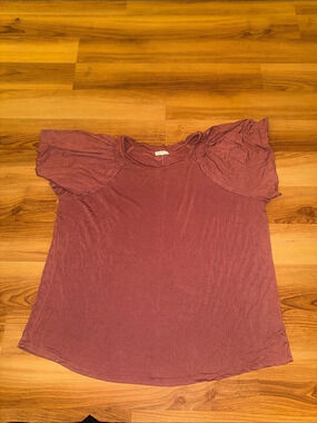 Maurices Short Sleeve Top in Pink Size XL